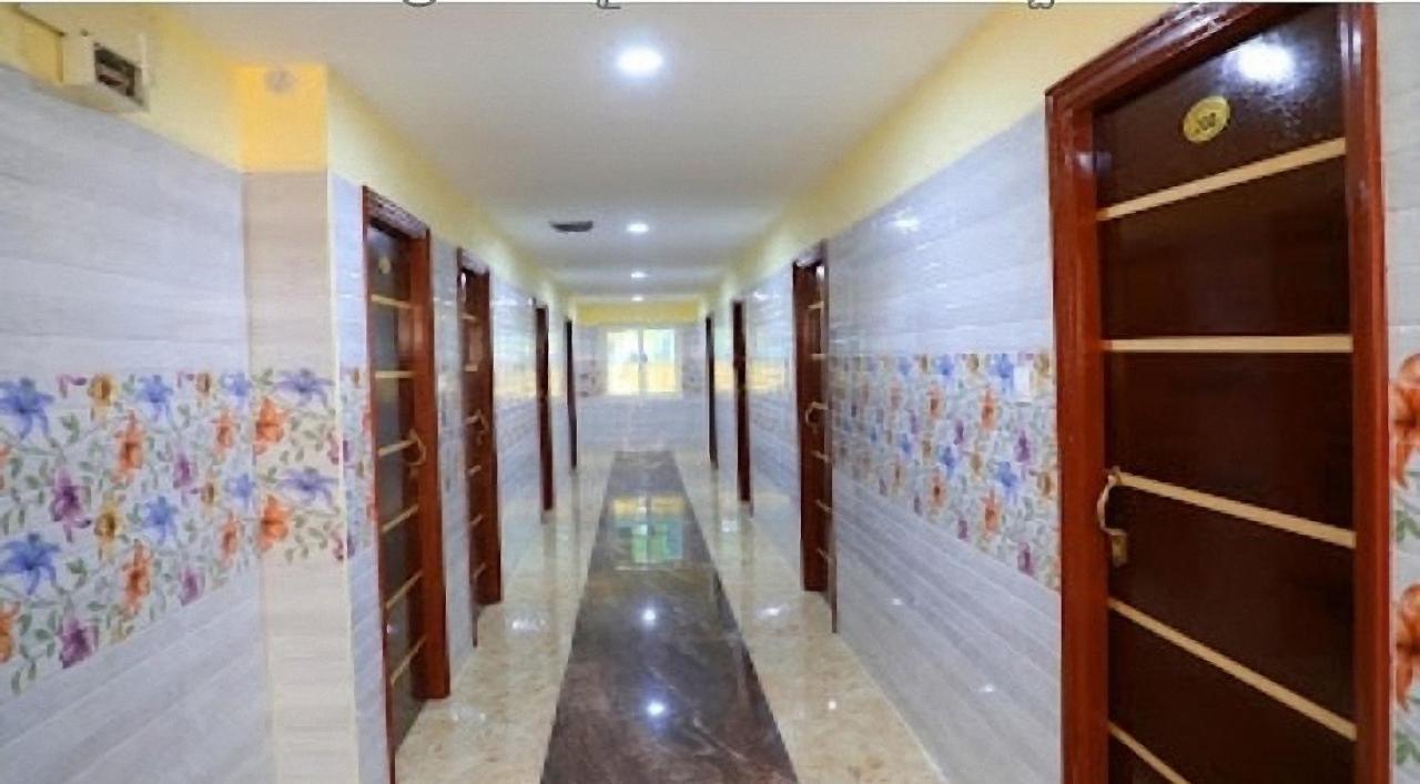 Surya Grand Tiruchanoor Tirupati Extérieur photo
