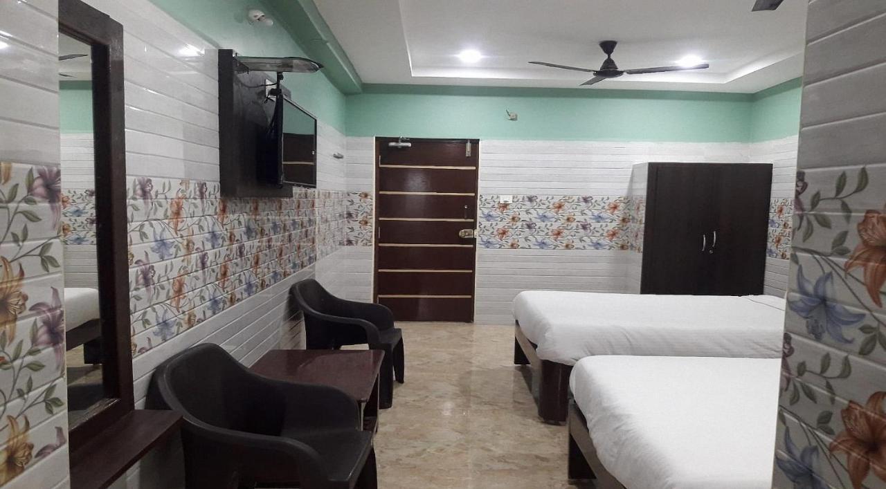 Surya Grand Tiruchanoor Tirupati Extérieur photo